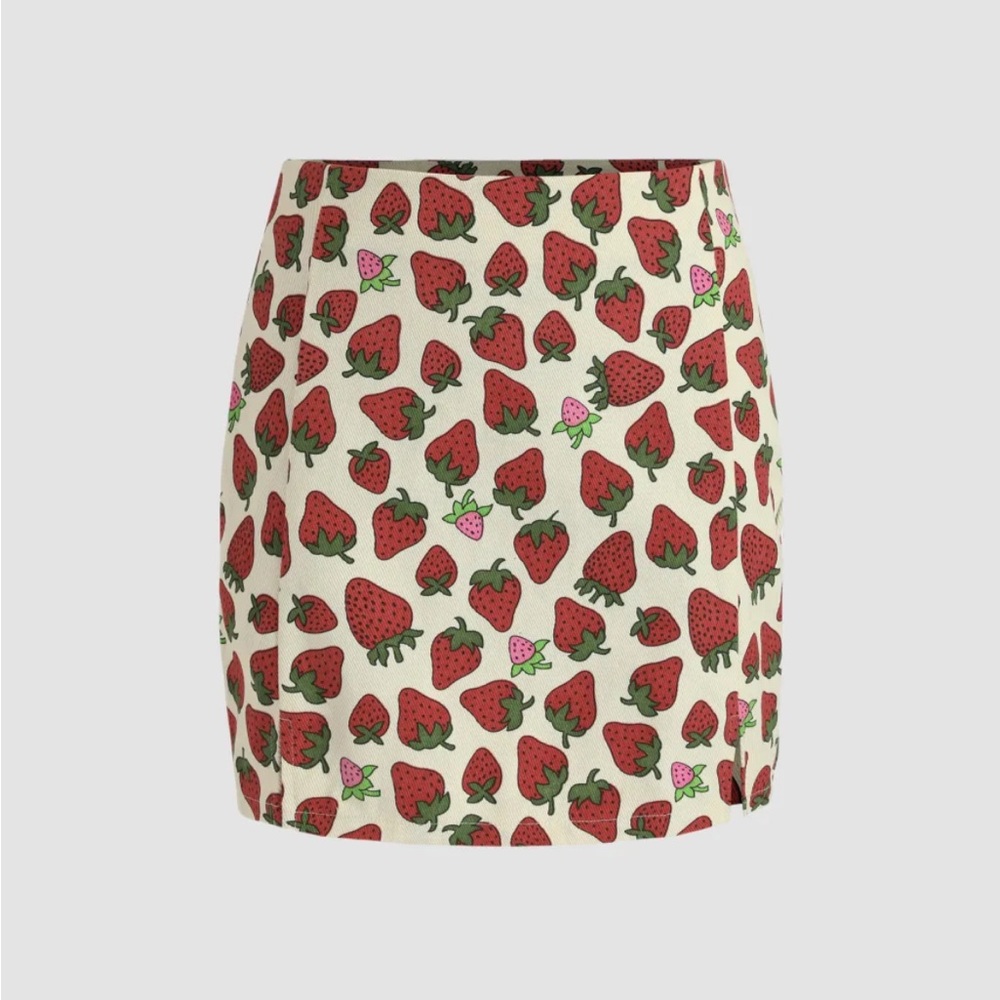 Two Piece 🍓Set - Picture 4 of 6